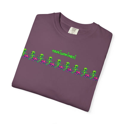 Alien-Inspired Garment-Dyed Unisex T-Shirt, Fun Graphic Tee, Casual Wear, Gift for Space Lovers, Unique Everyday T-Shirt