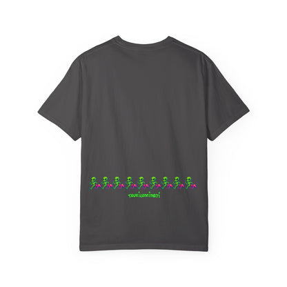 Alien-Inspired Garment-Dyed Unisex T-Shirt, Fun Graphic Tee, Casual Wear, Gift for Space Lovers, Unique Everyday T-Shirt